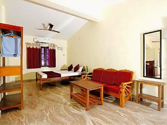 Morjim Sunset Guesthouse