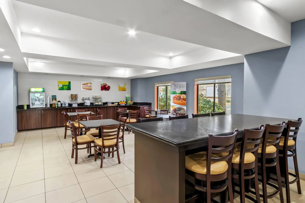 Hotel photo 32