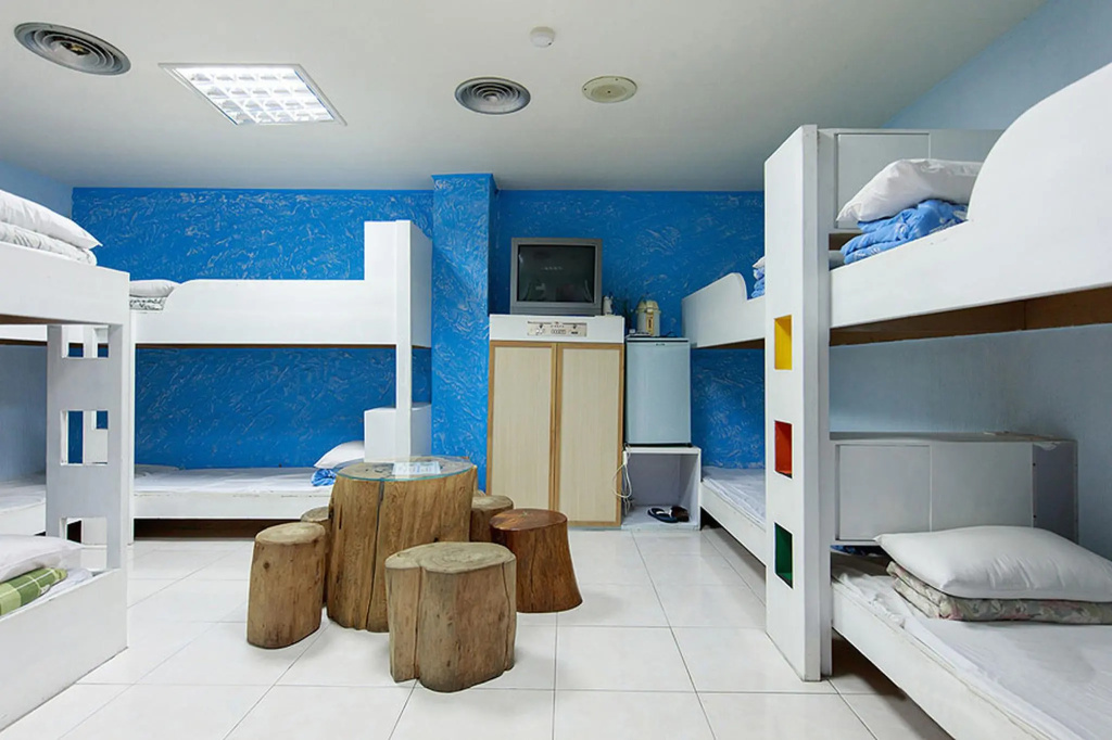 Standard Family room