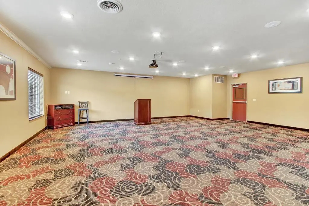 Lobby & Reception