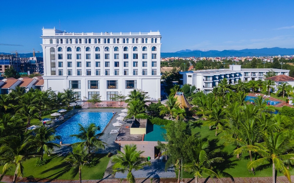 Celina Peninsula Resort in Dong Hoi