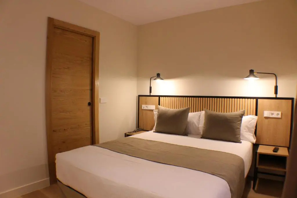 Superior Double room (full double bed)