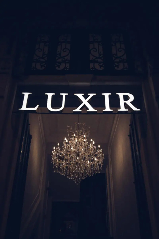 Luxir Hotel — фото