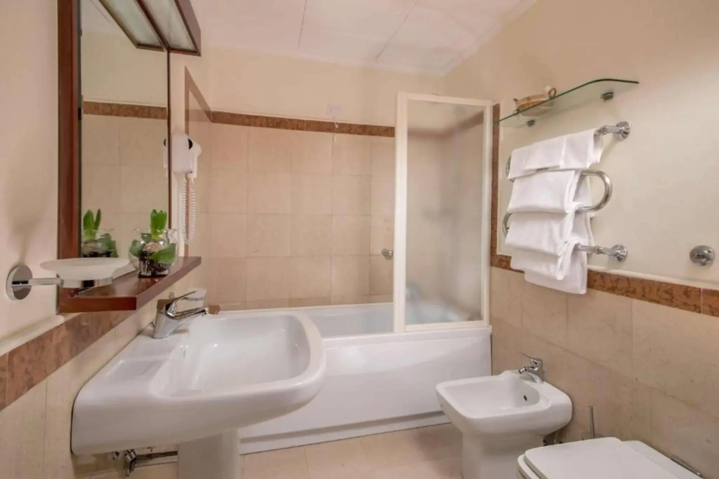 Hotel photo 26
