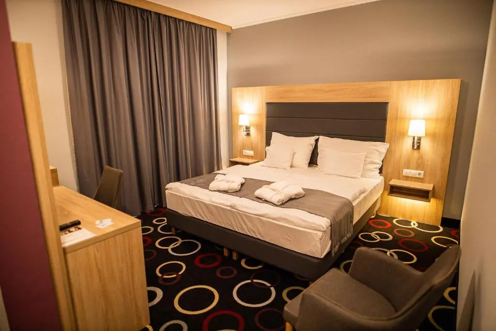 Garden Hotel Wellness Es Konferencia - Chambres