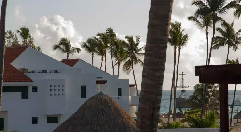 Stanza Mare 2 Bedroom Beachfront Condo