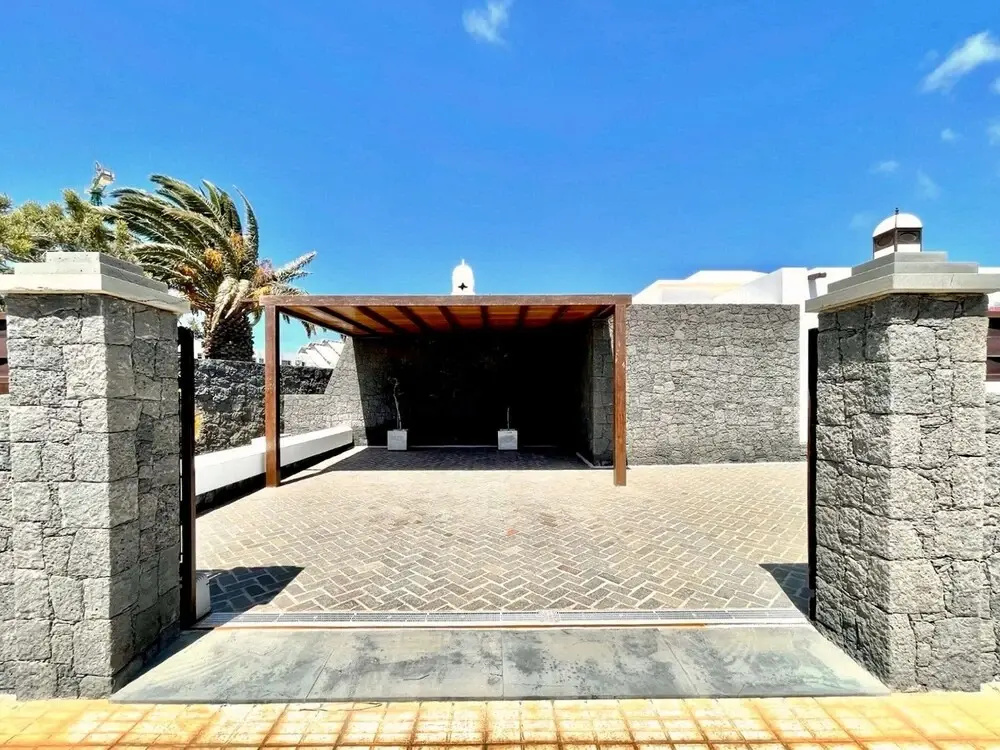 Private Pool in Playa Blanca