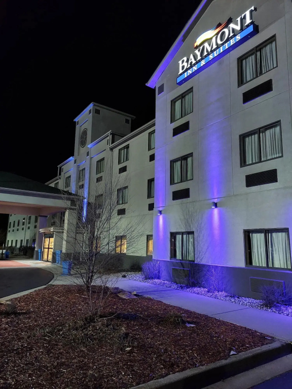 Baymont by Wyndham Portage Indiana Dunes