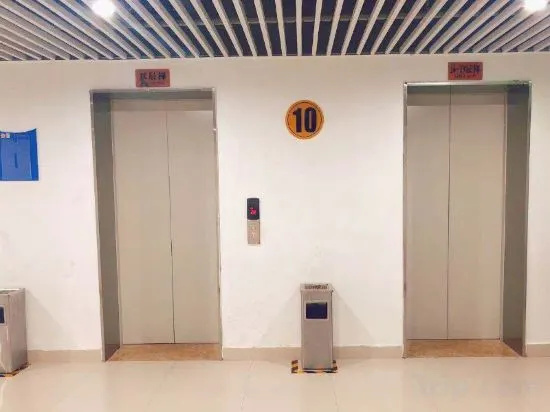 Yiju Apartment (Luohe High-speed Railway West Station Branch) in Luohe