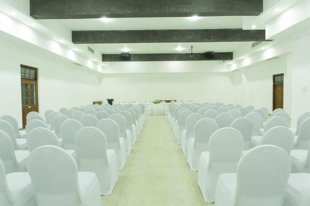 Aliya Resort And Spa