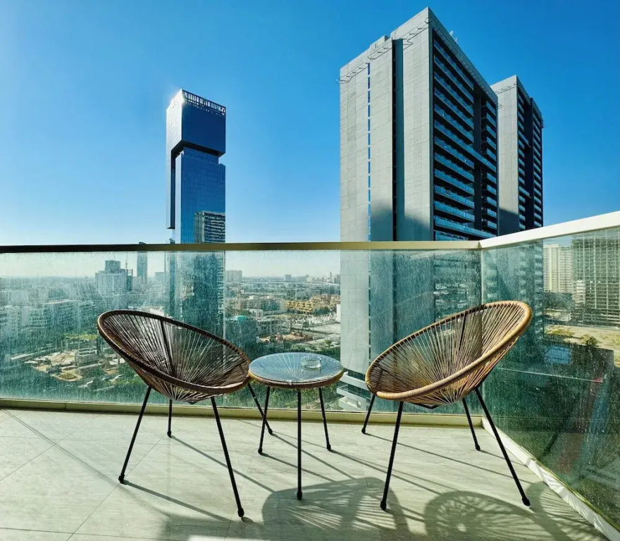 Venduras -Bright Studio Hameni Tower JVC