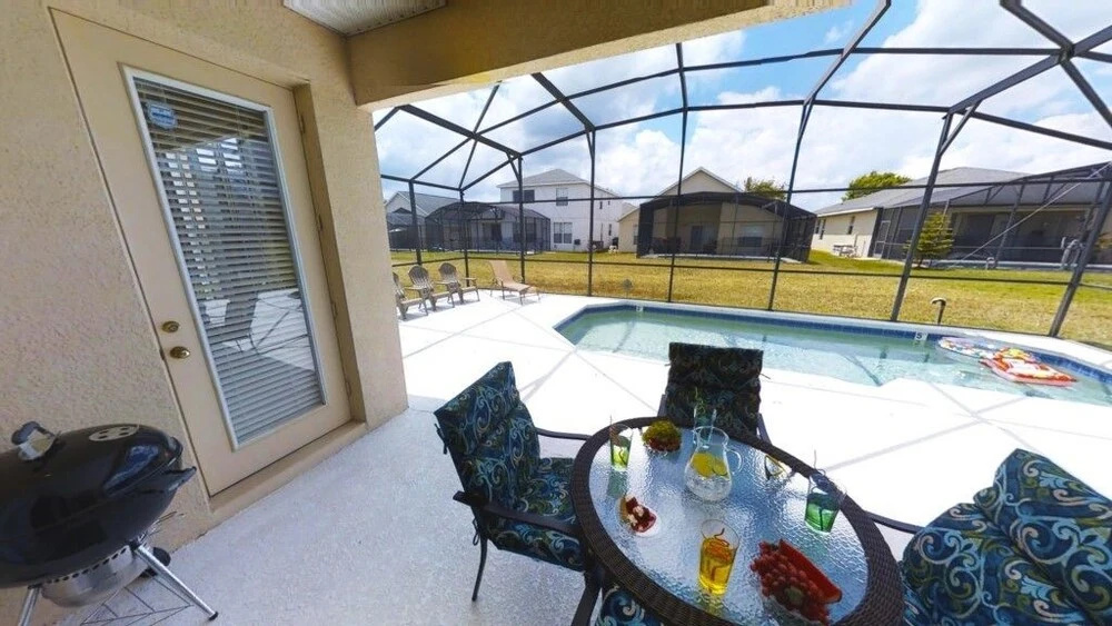 ACO FAMILY - 4Bd with pool ( 1707)