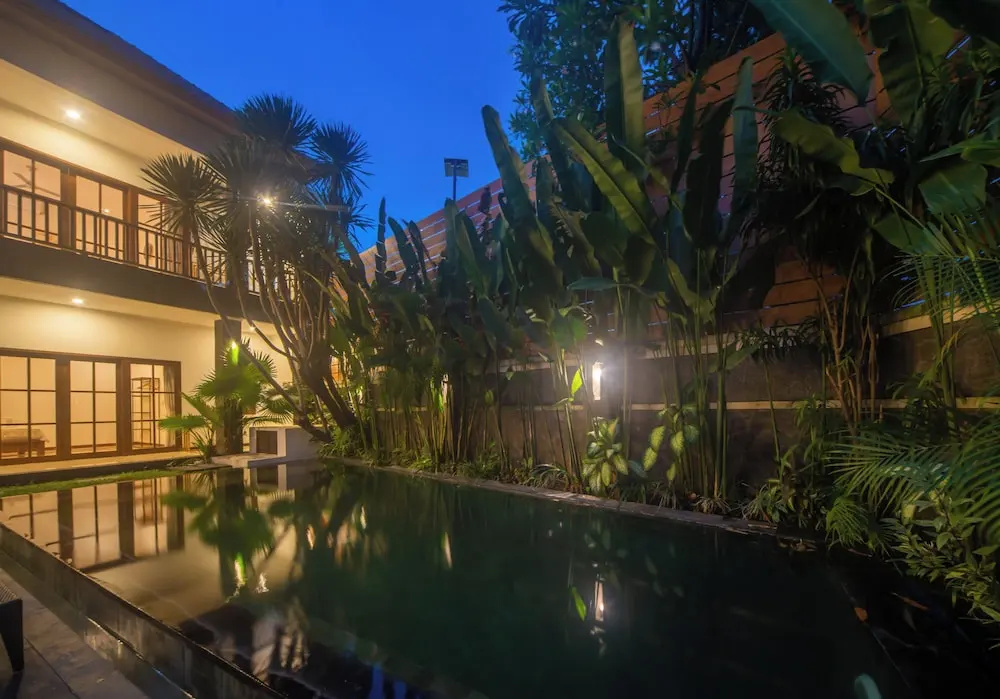 3BR Villa White Rose Central Canggu