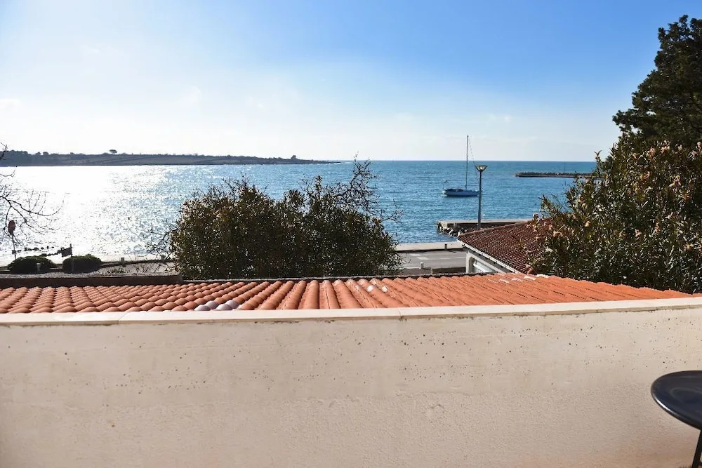 Hotel photo 28