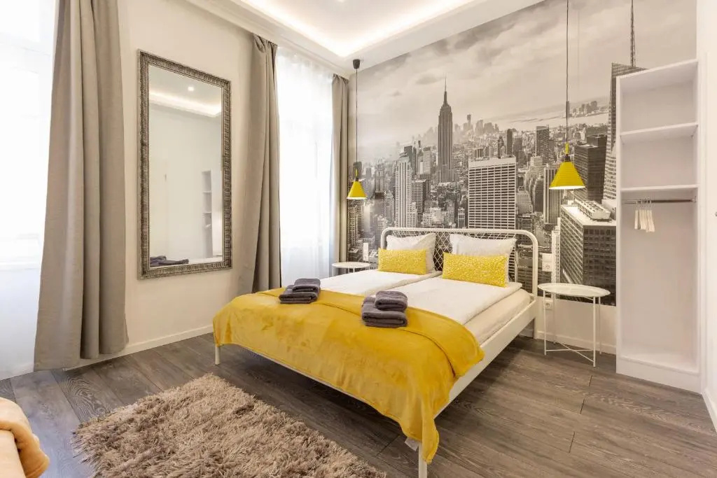 Deluxe Apartment