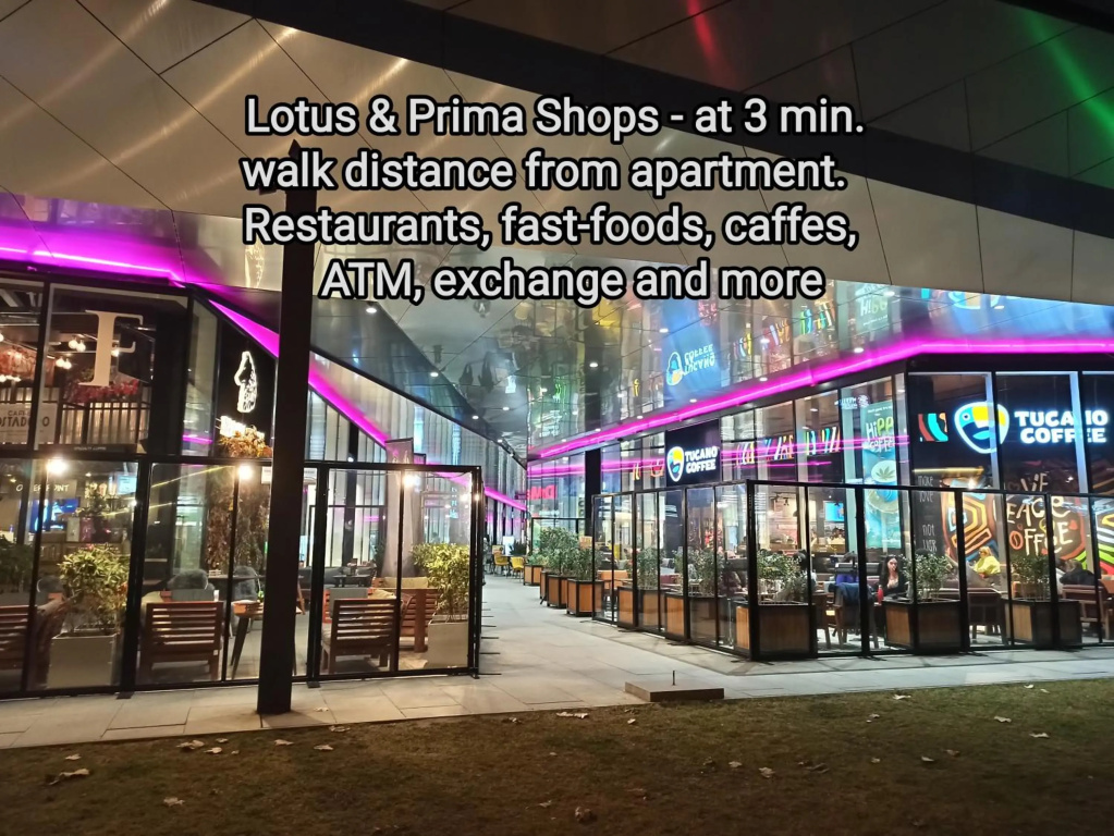 Apart Summer Haven - private parking lot & terrace, selfcheck-in&out, Mall