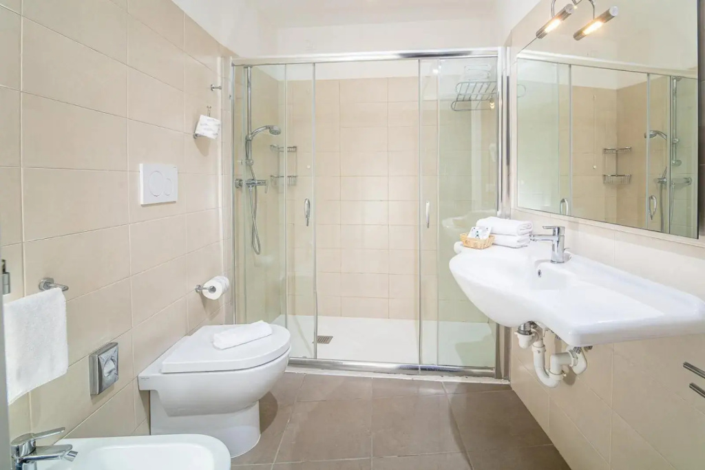 Hotel photo 42