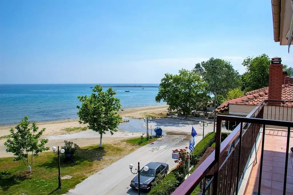 Beach & Waterfront