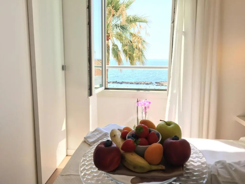Standard Double room with sea view (full double bed)