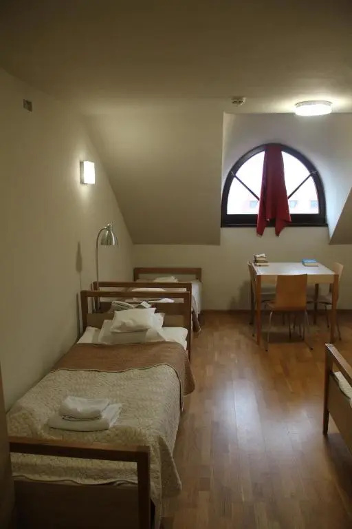 Dom Gosci Opactwa Benedyktynow - Chambres
