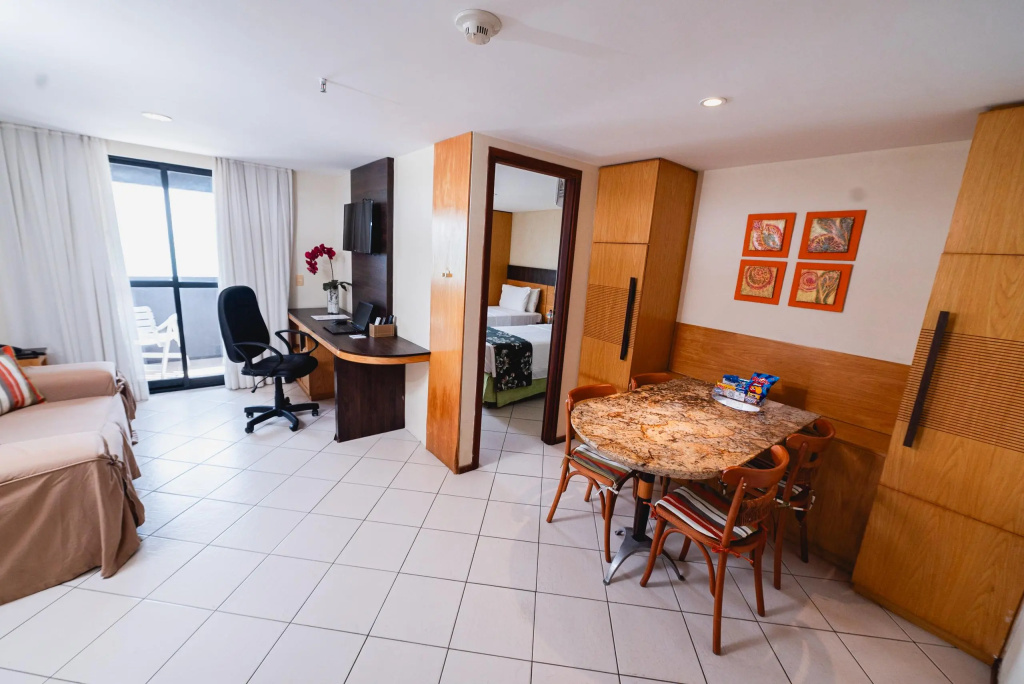Lobby & Reception