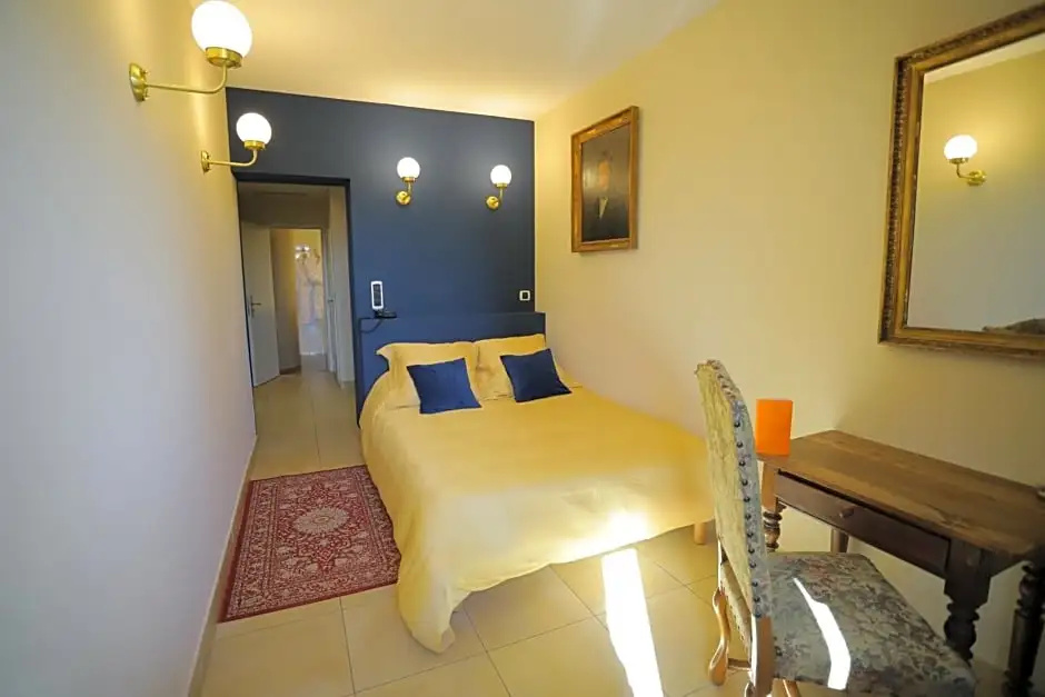 Chateau Des Fines Roches - Chambres