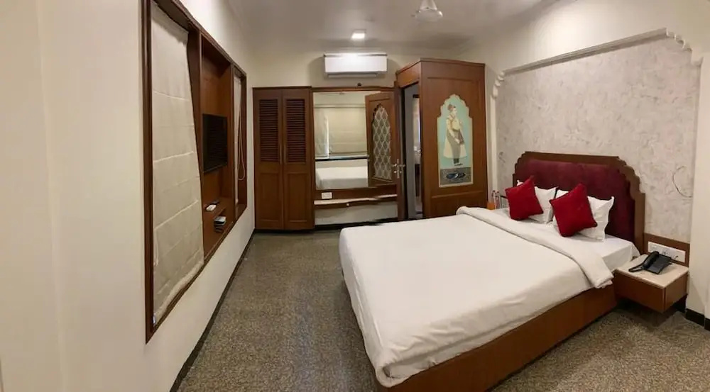 Purohit Holiday Resort