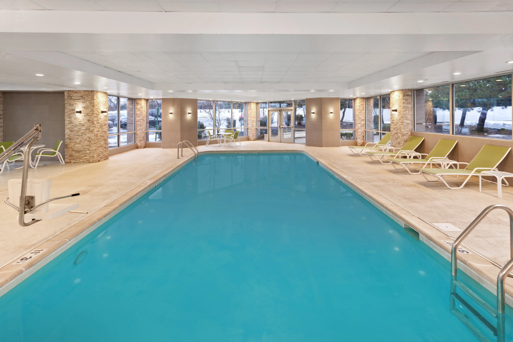 Holiday Inn Chicago Oakbrook by IHG - Général