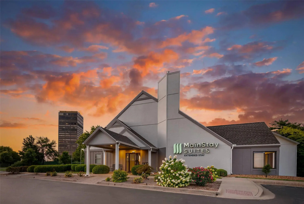 MainStay Suites St. Louis - Galleria