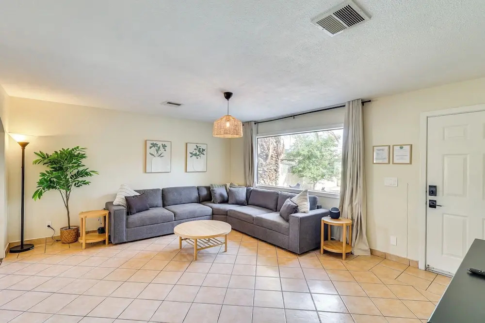 Walk to Colorado River: Family Home w/ Yard! — фото 5