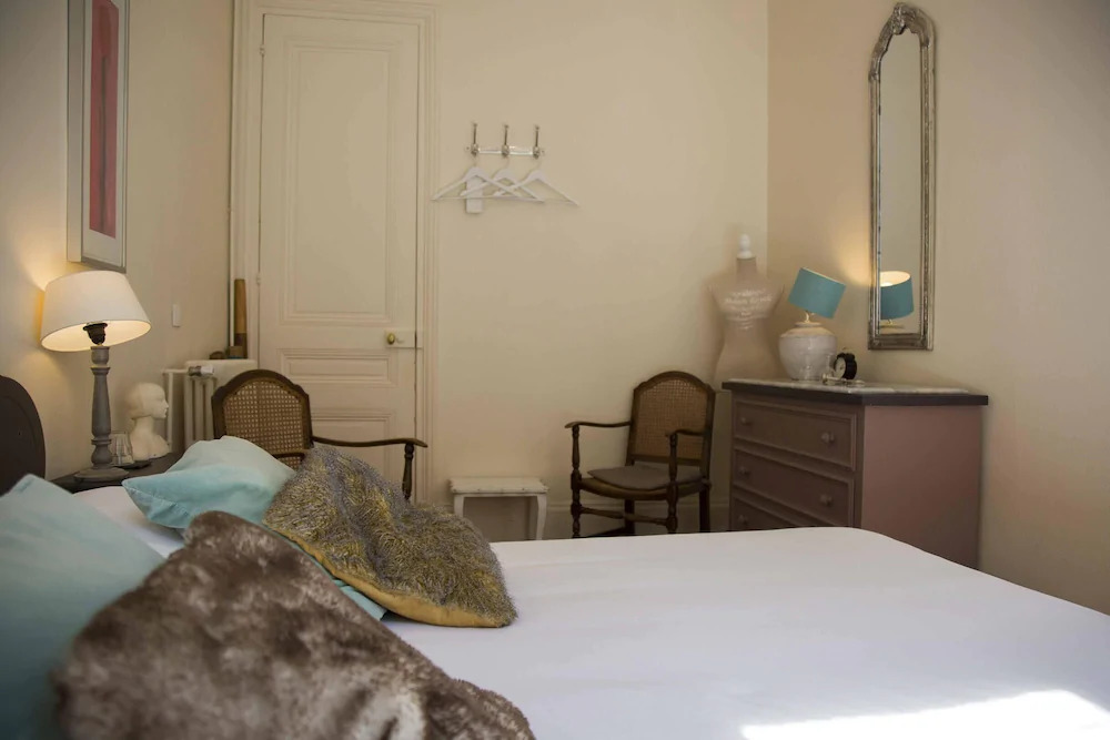 A Room in Paris by null