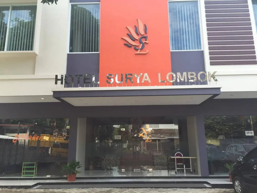 Surya Lombok