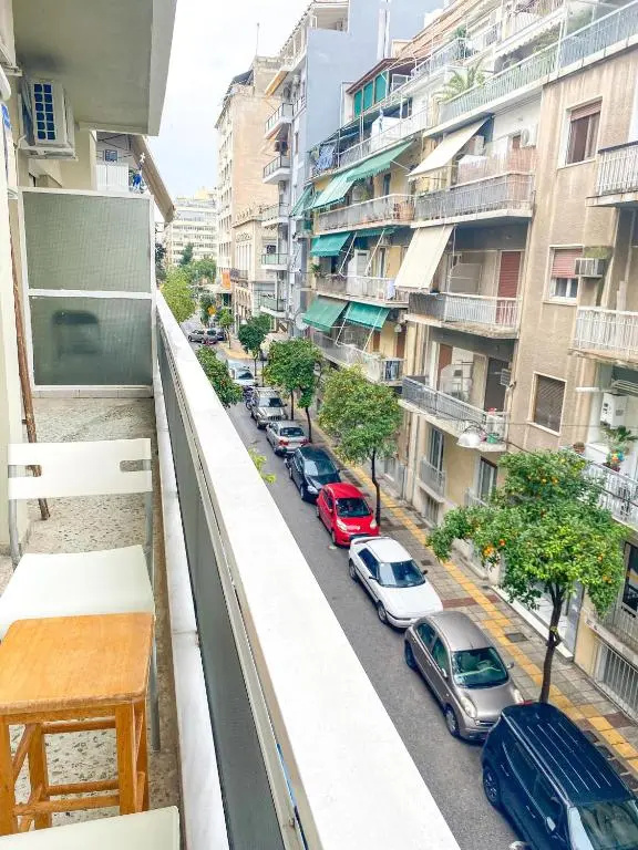 2 bedroom apartment close to Piraeus port