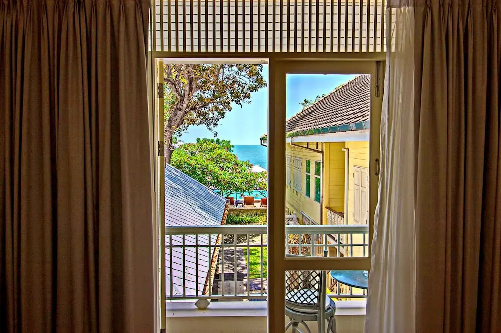Baan Bayan Beachfront Hotel - Chambres