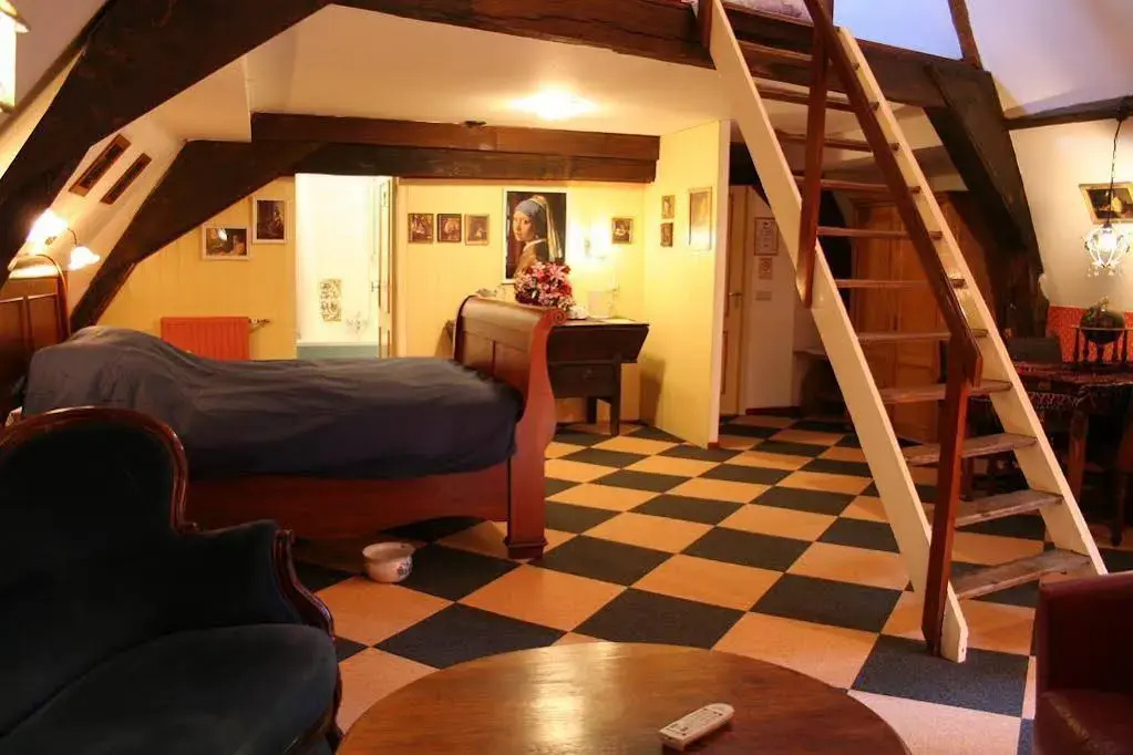 Hotel de Emauspoort - Général