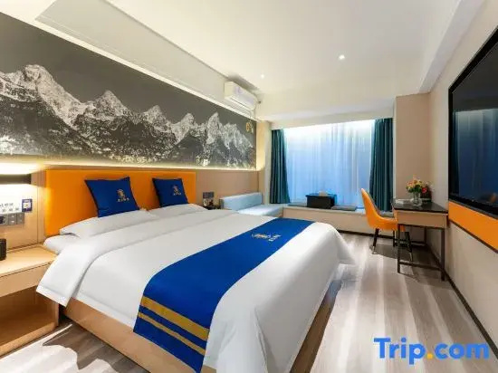Deluxe Double room (full double bed)