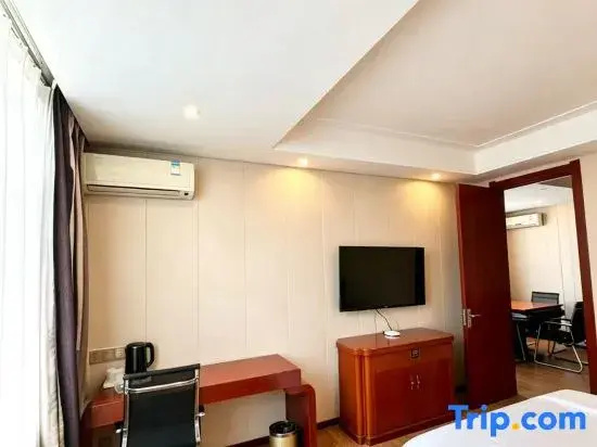 Premier Suite