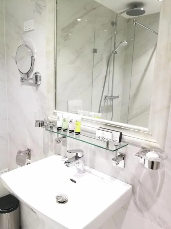 Standard Double room with garden view (full double bed)