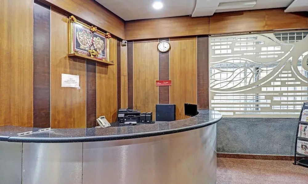 Lobby & Reception