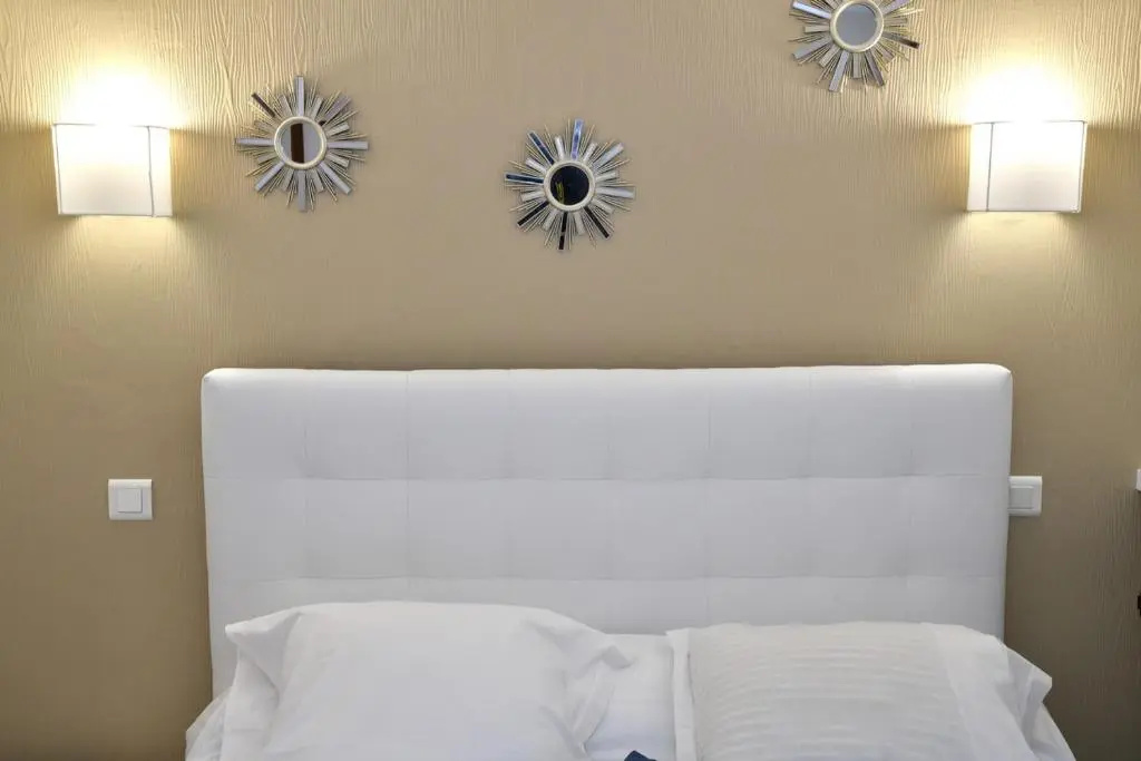 Comfort room