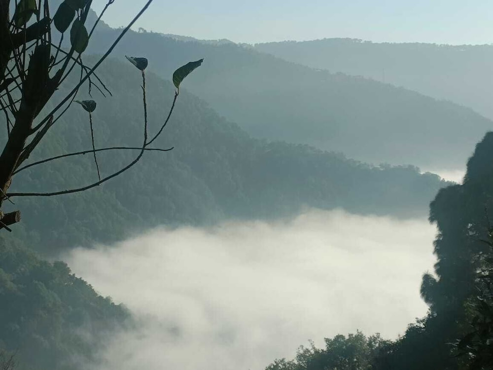 Hidden Valley Homestay Pangot
