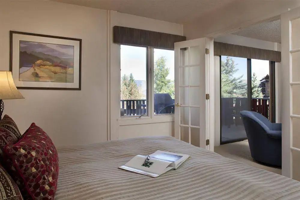 Lichenhearth A Destination Residence