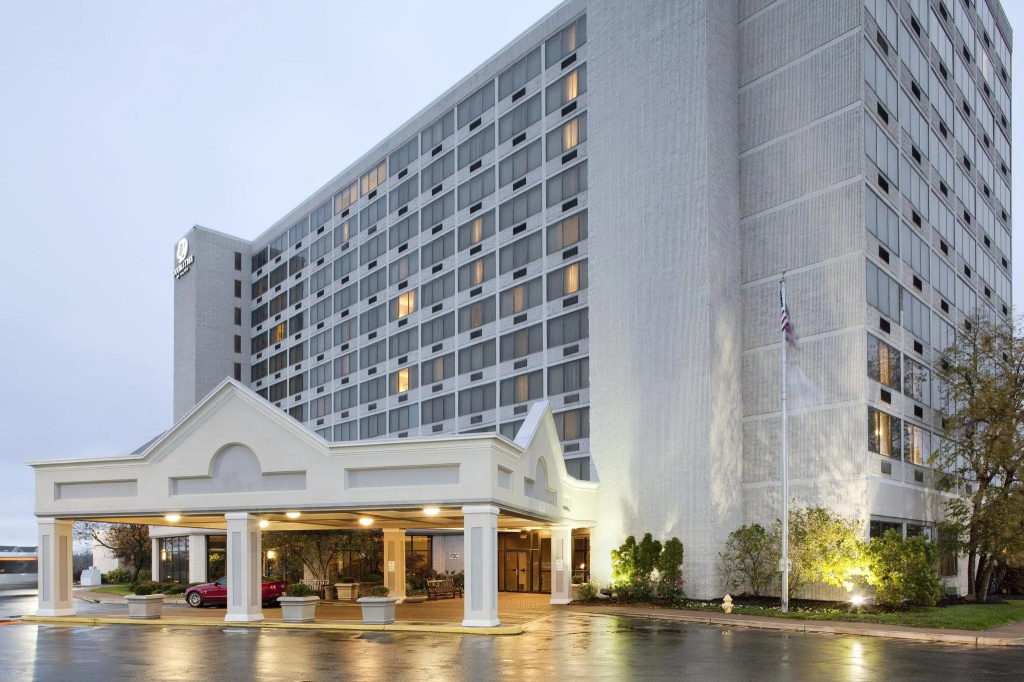DoubleTree by Hilton St. Louis - Westport - Chambres
