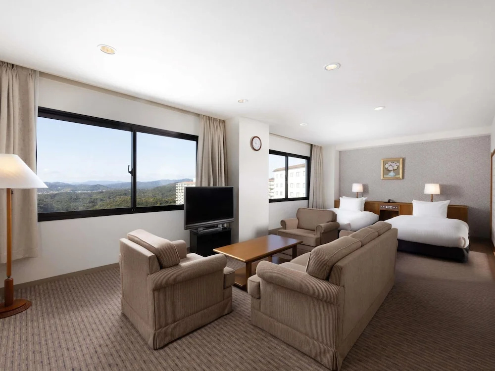 Classic Suite with mountain view