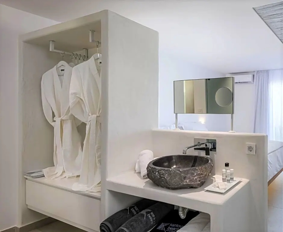 Standard room with sea view