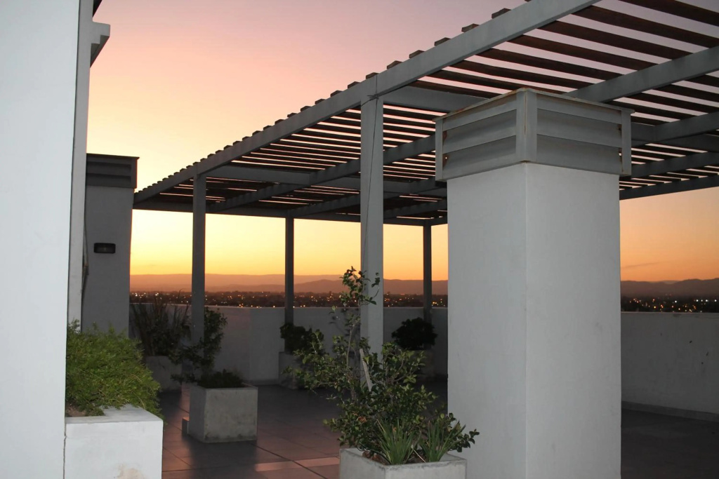 Departamento DOWNTOWN Panorámico con Cochera y Pileta -Zona Nva Córdoba-Güemes