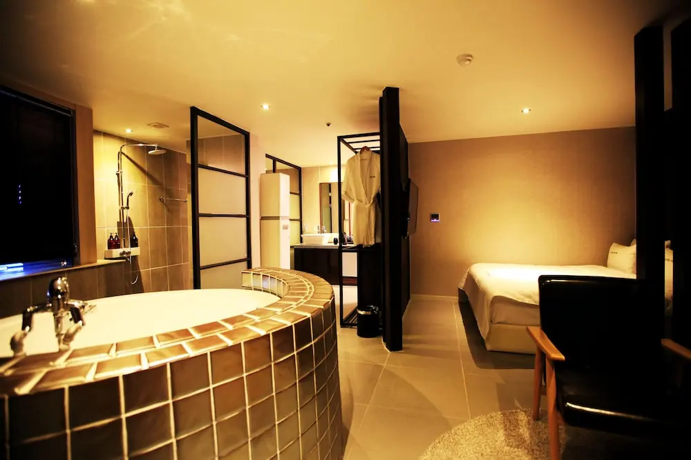 Hotel The Ann - Chambres