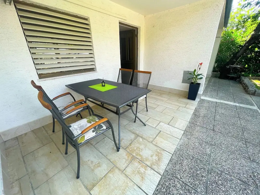 Apartment Irena 2