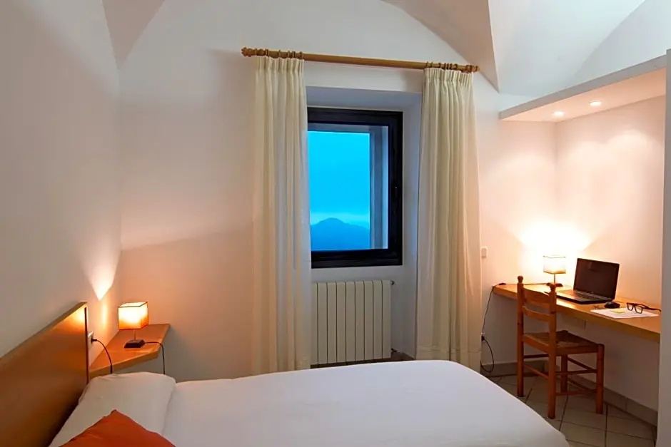 Petit Hotel Hostatgeria Sant Salvador - Chambres