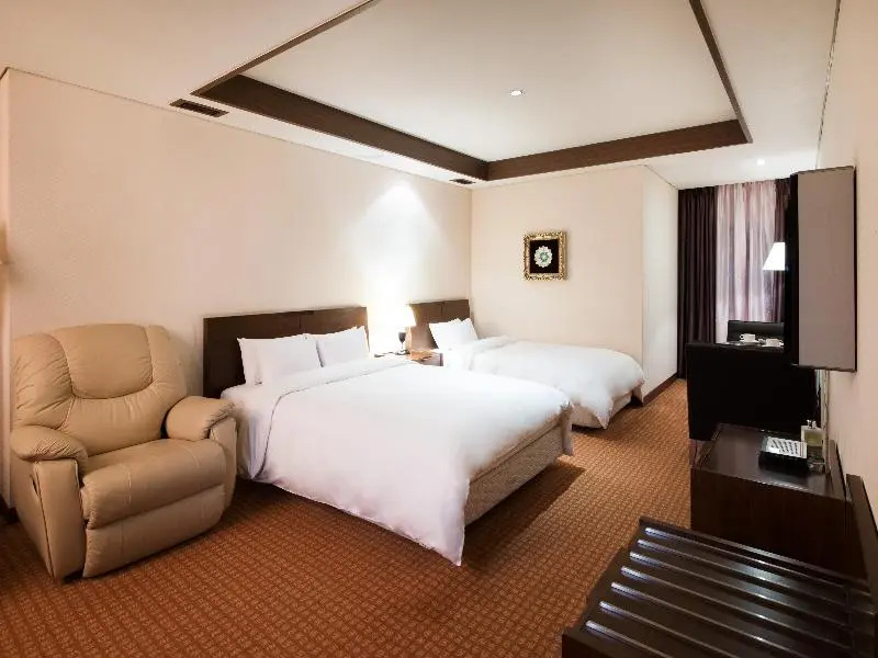 Standard Double room (twin beds)